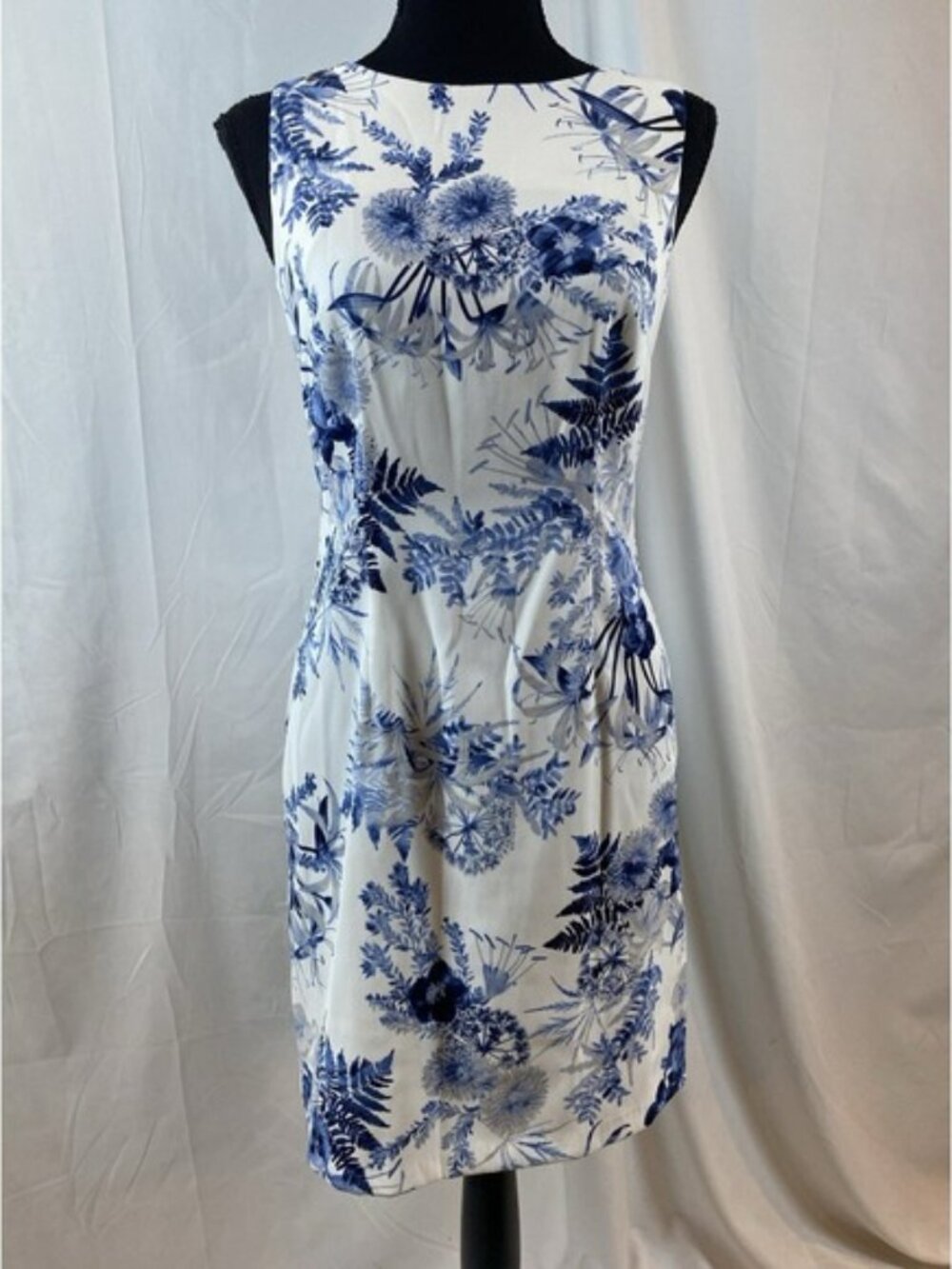 ALYX Petite Women's Size 4P White Blue‎ Floral Sheath Dress